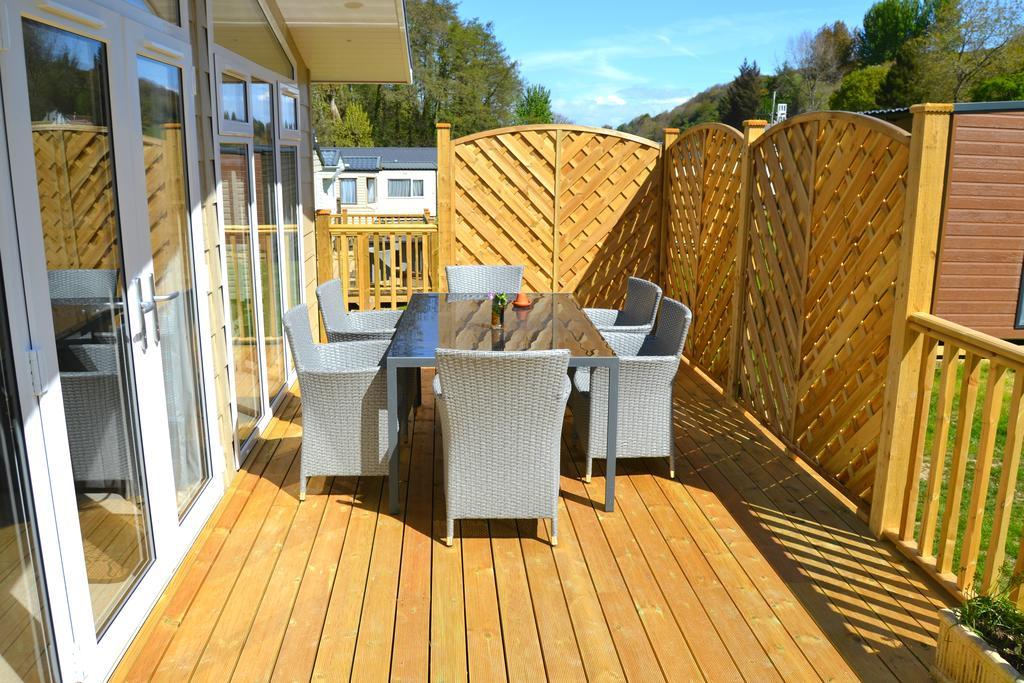 Hele Valley Holiday Park Ilfracombe Exterior foto