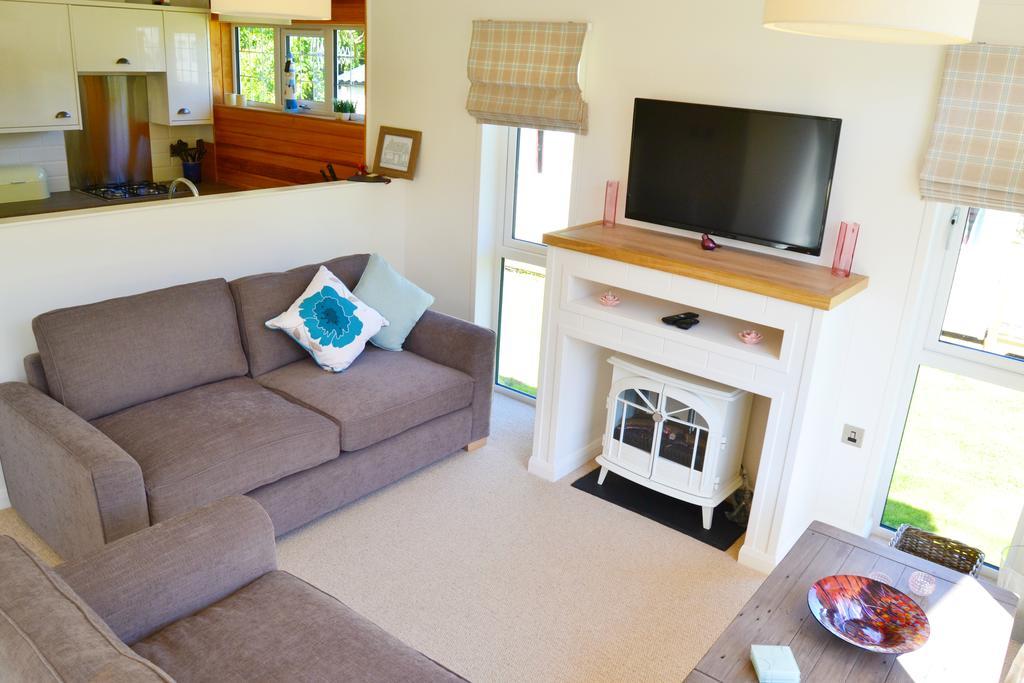 Hele Valley Holiday Park Ilfracombe Exterior foto